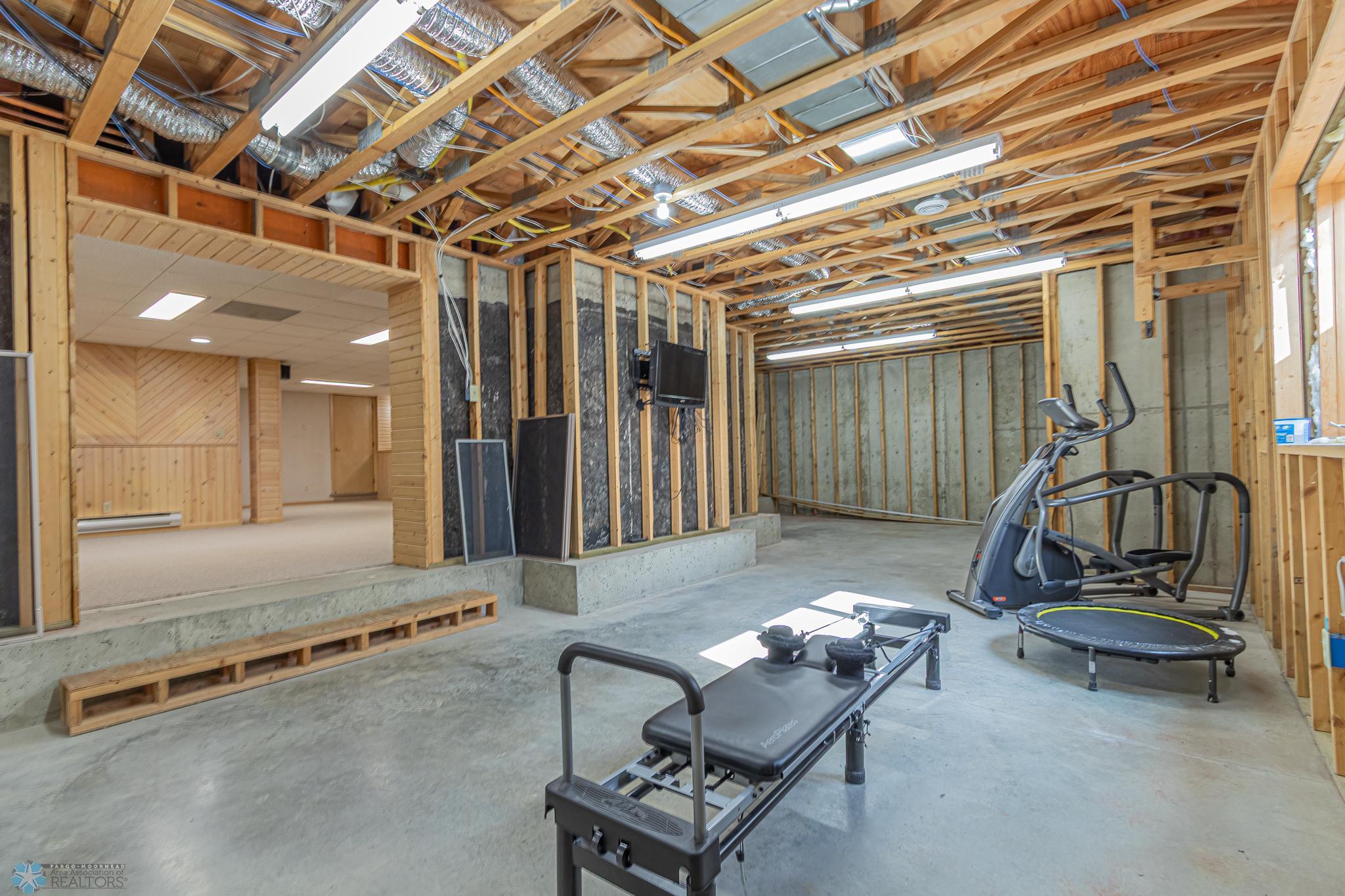 3809 Kensington Dr
West Fargo, ND,-69.jpg