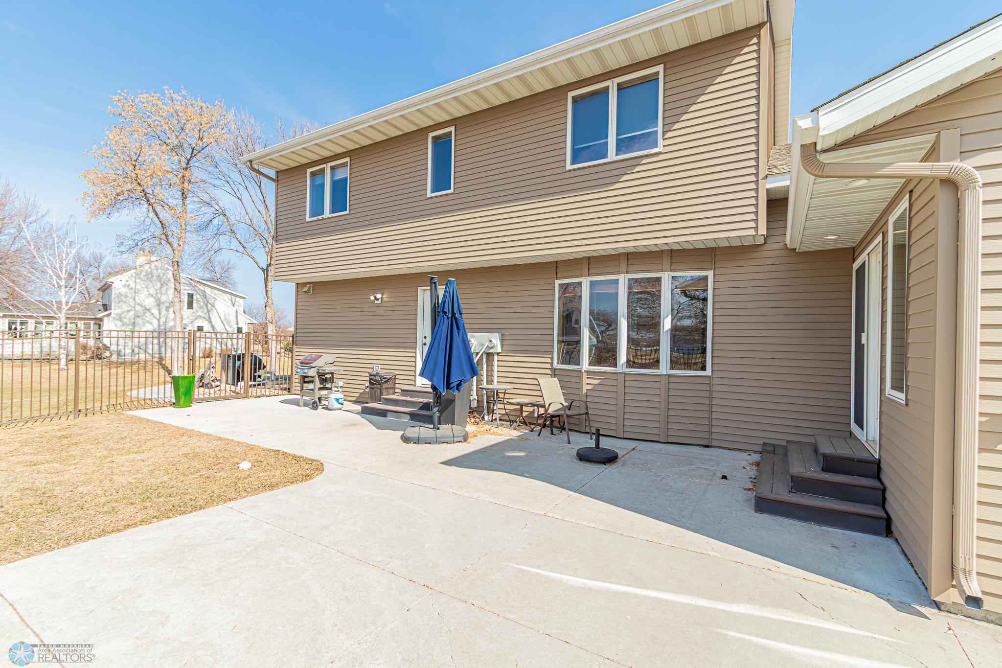 3809 Kensington Dr
West Fargo, ND,-75.jpg