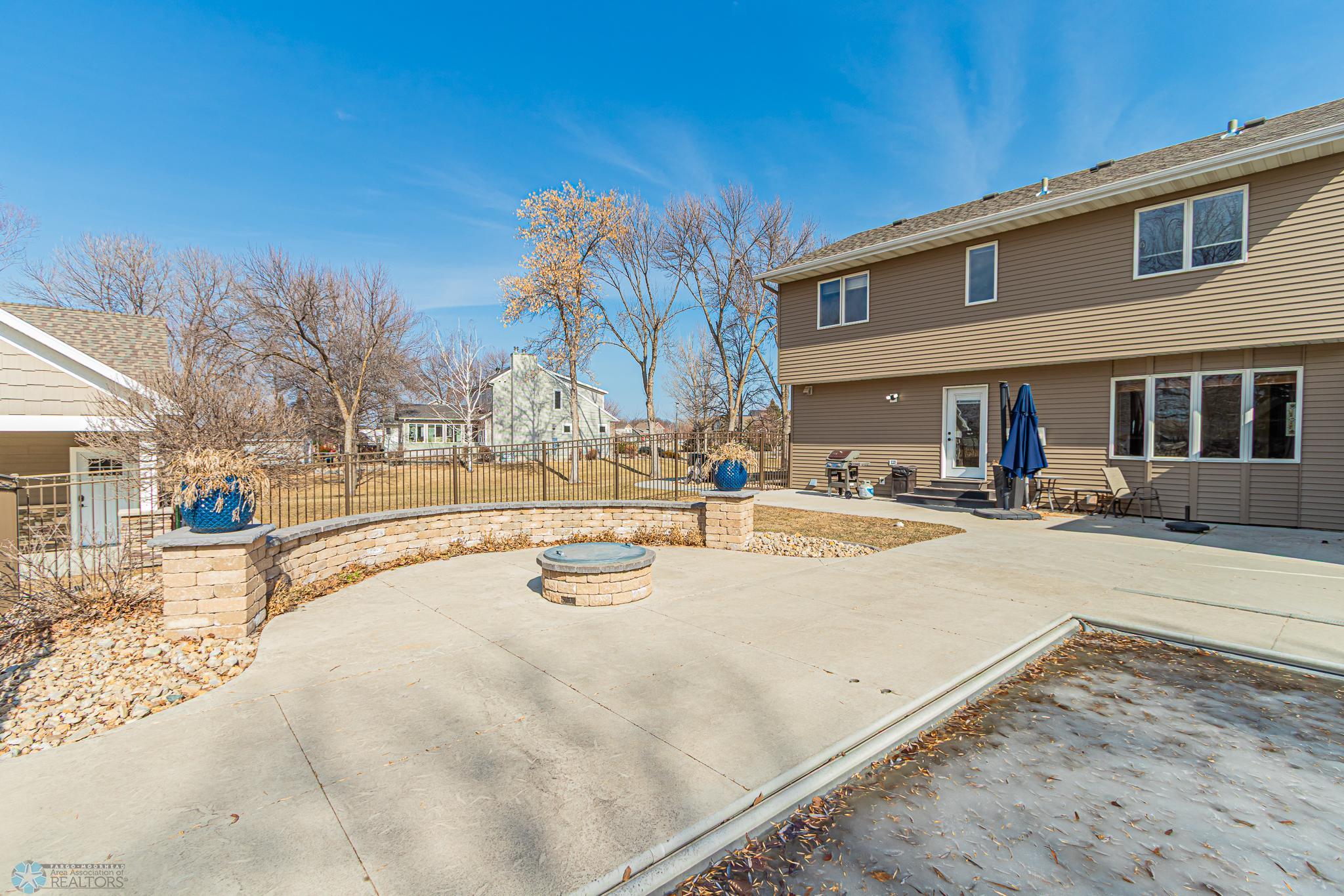 3809 Kensington Dr
West Fargo, ND,-78.jpg