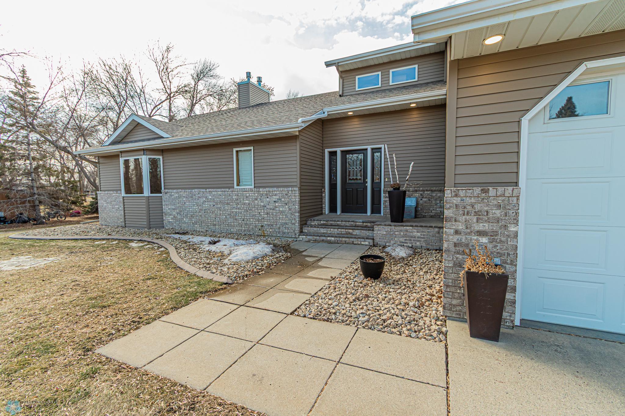 3809 Kensington Dr
West Fargo, ND,-82.jpg
