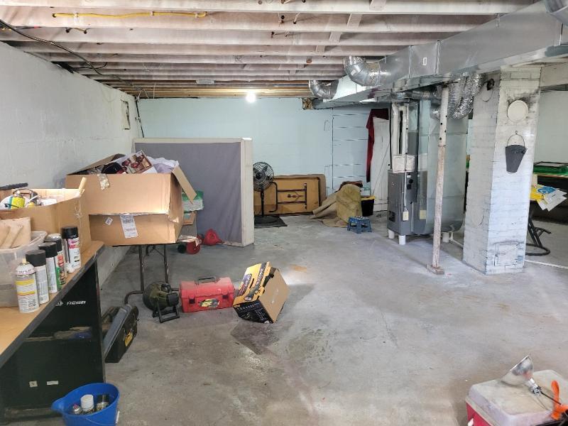 108 N Secor Bricelyn bsmt SW.jpg