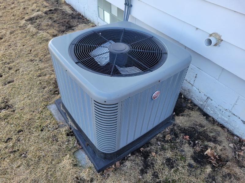 108 N Secor Bricelyn CA.jpg