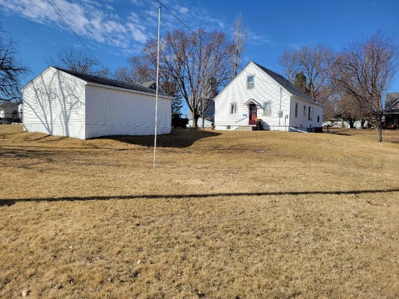 108 N Secor Bricelyn ext back NE far.jpg