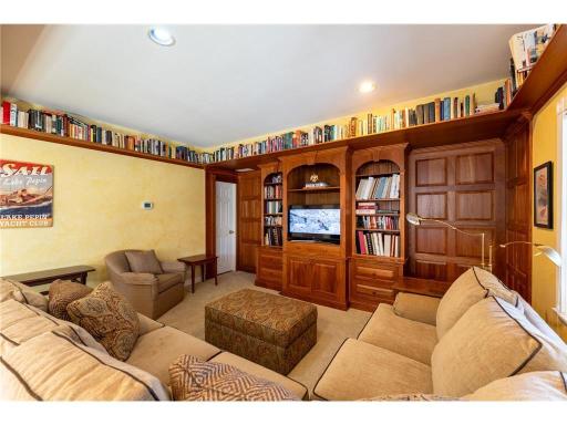 28589 Lake Avenue Way, Frontenac, MN 55026