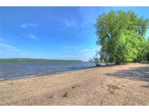 28589 Lake Avenue Way, Frontenac, MN 55026