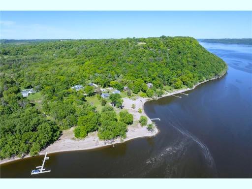 100 Feet of Frontage on Lake Pepin/Mississippi River