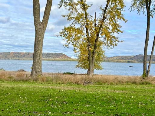28589 Lake Avenue Way, Frontenac, MN 55026
