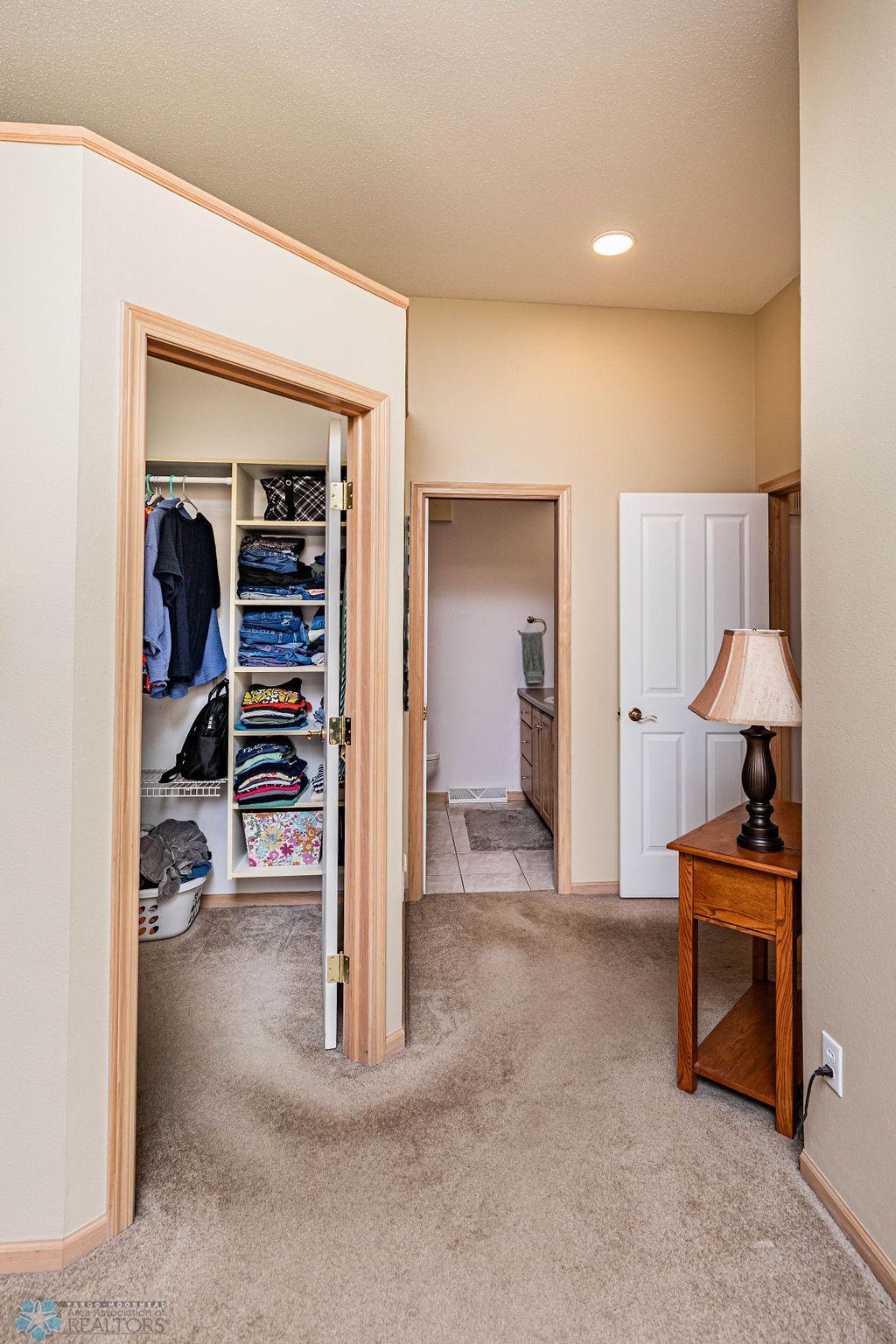 303338(14of77).jpg