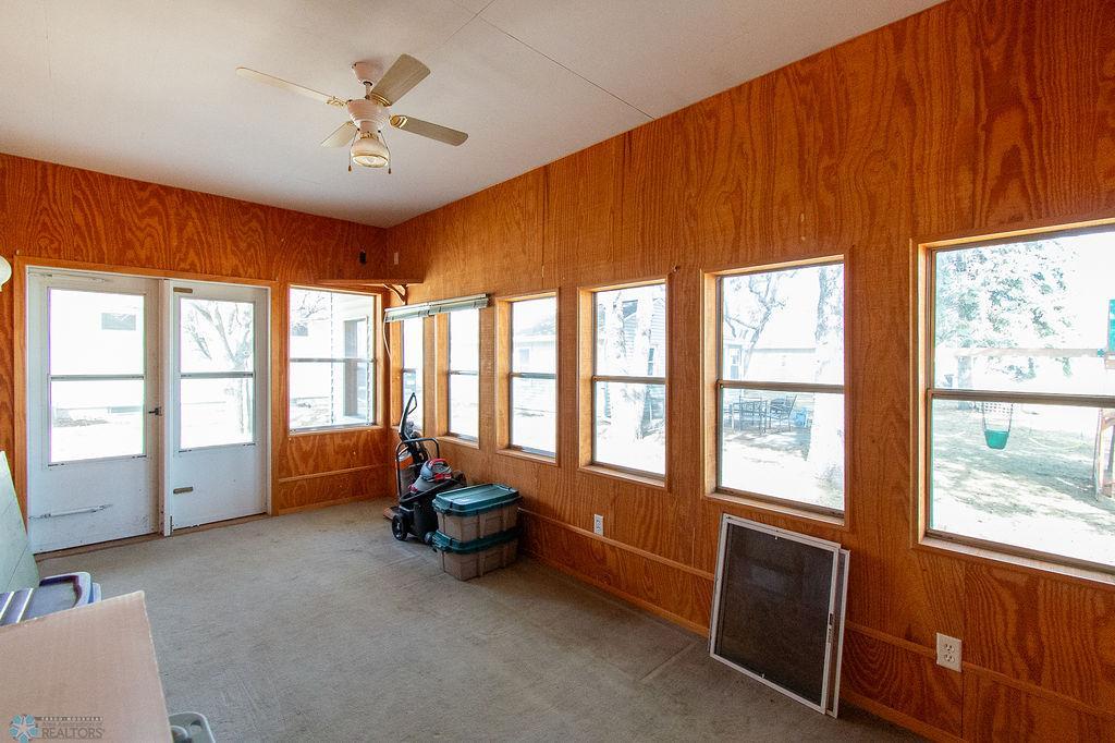 Sun porch