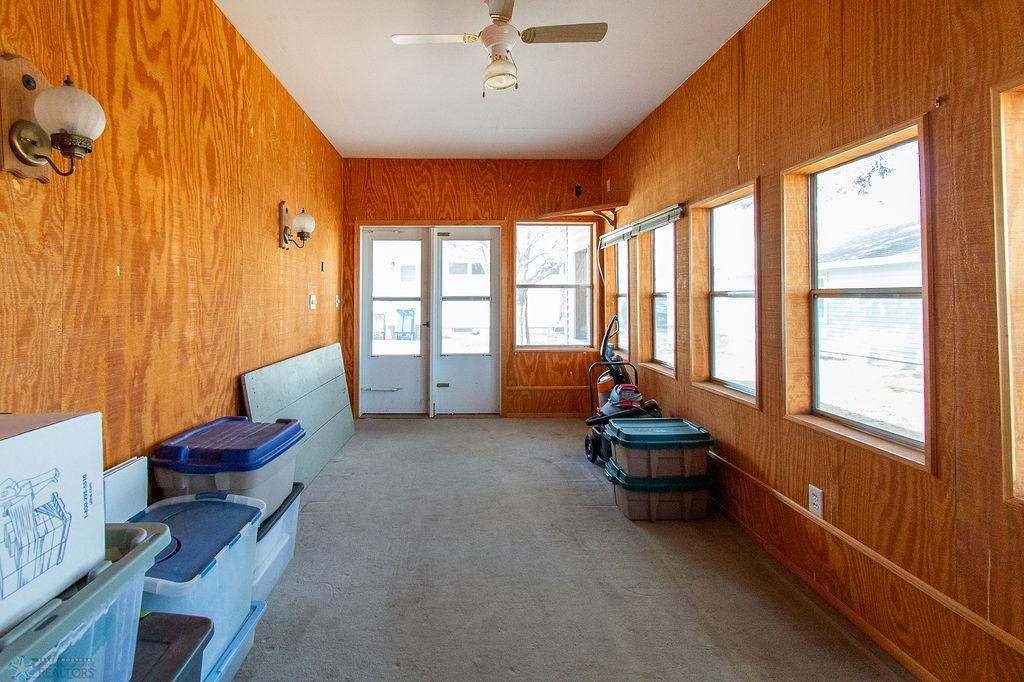 Sun porch