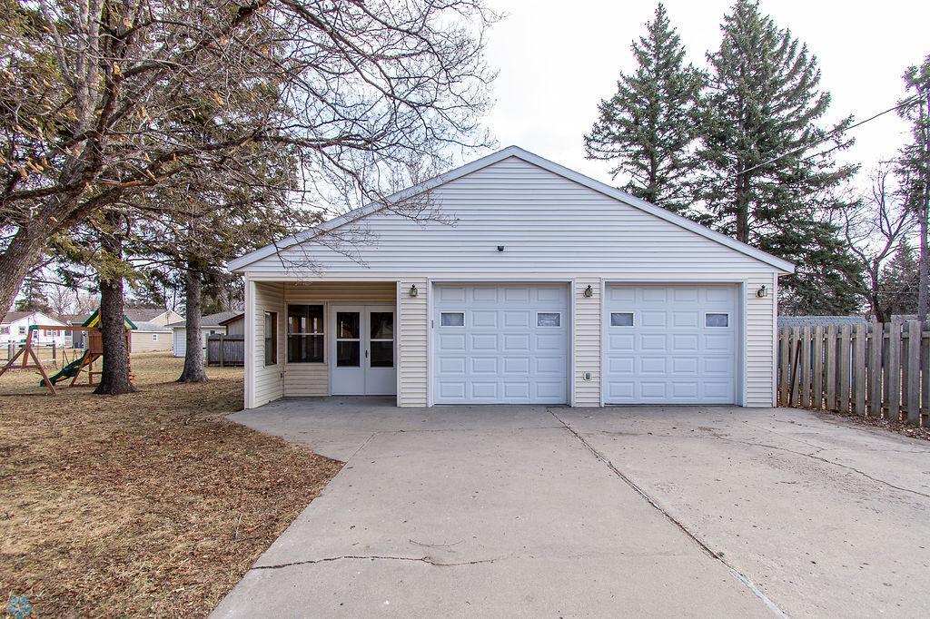 Garage