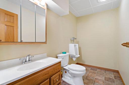 2175 13th Avenue E, Saint Paul, MN 55109