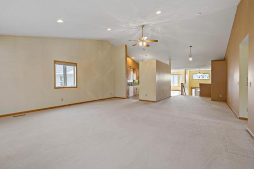 2175 13th Avenue E, Saint Paul, MN 55109
