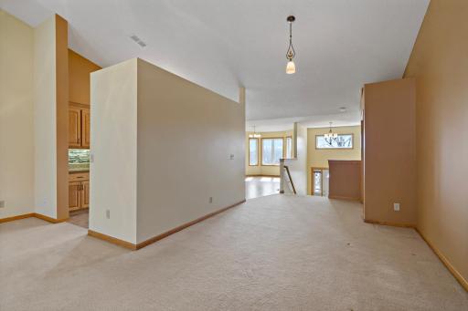 2175 13th Avenue E, Saint Paul, MN 55109