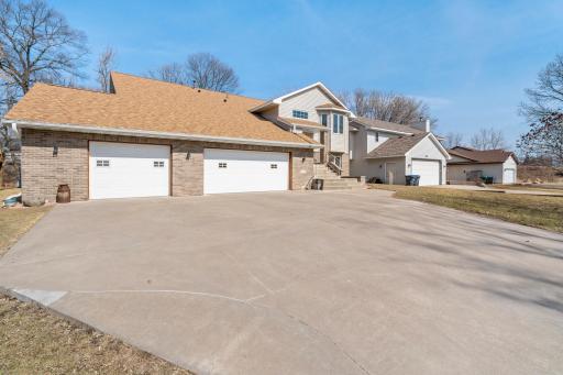 2175 13th Avenue E, Saint Paul, MN 55109