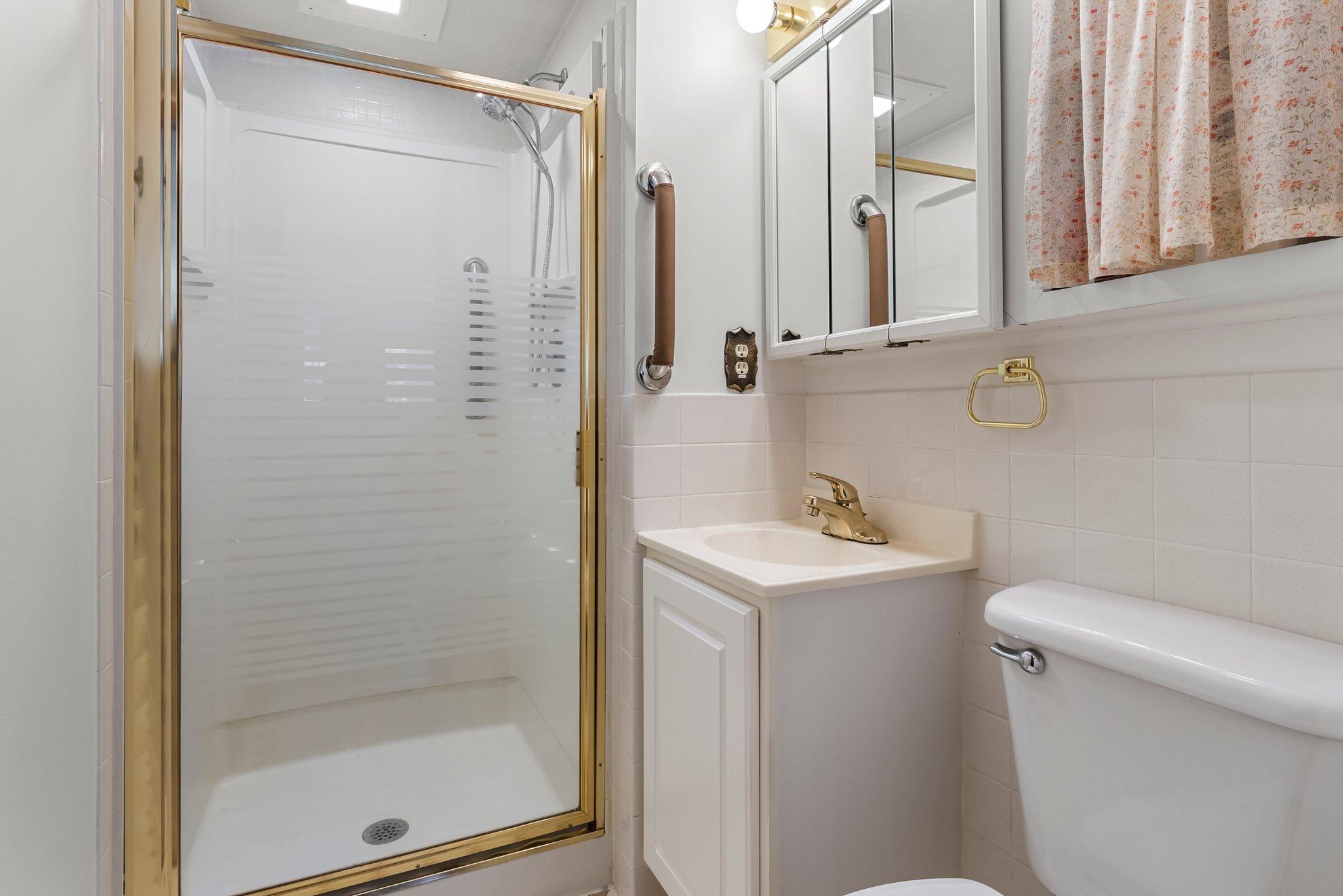 36-web-or-mls-9400 Old Concord Blvd-114.jpg