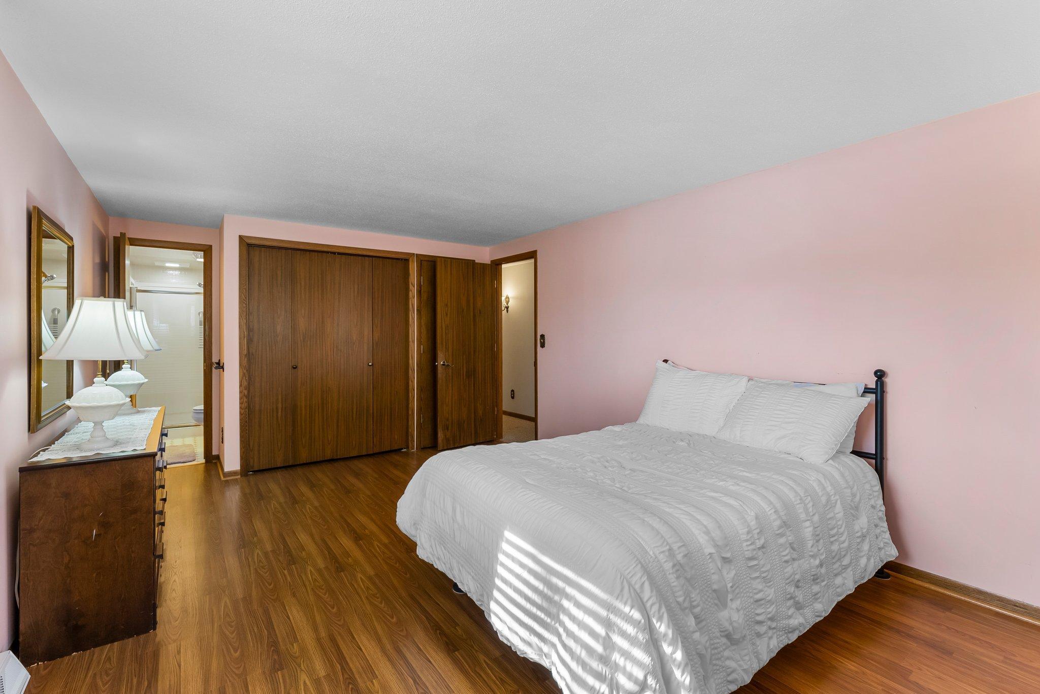 35-web-or-mls-9400 Old Concord Blvd-111.jpg