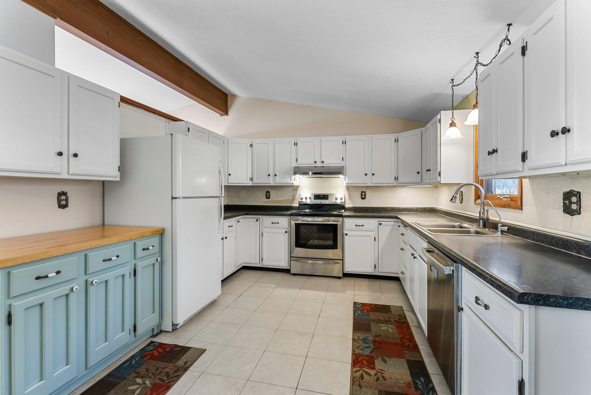 26-web-or-mls-9400 Old Concord Blvd-78.jpg