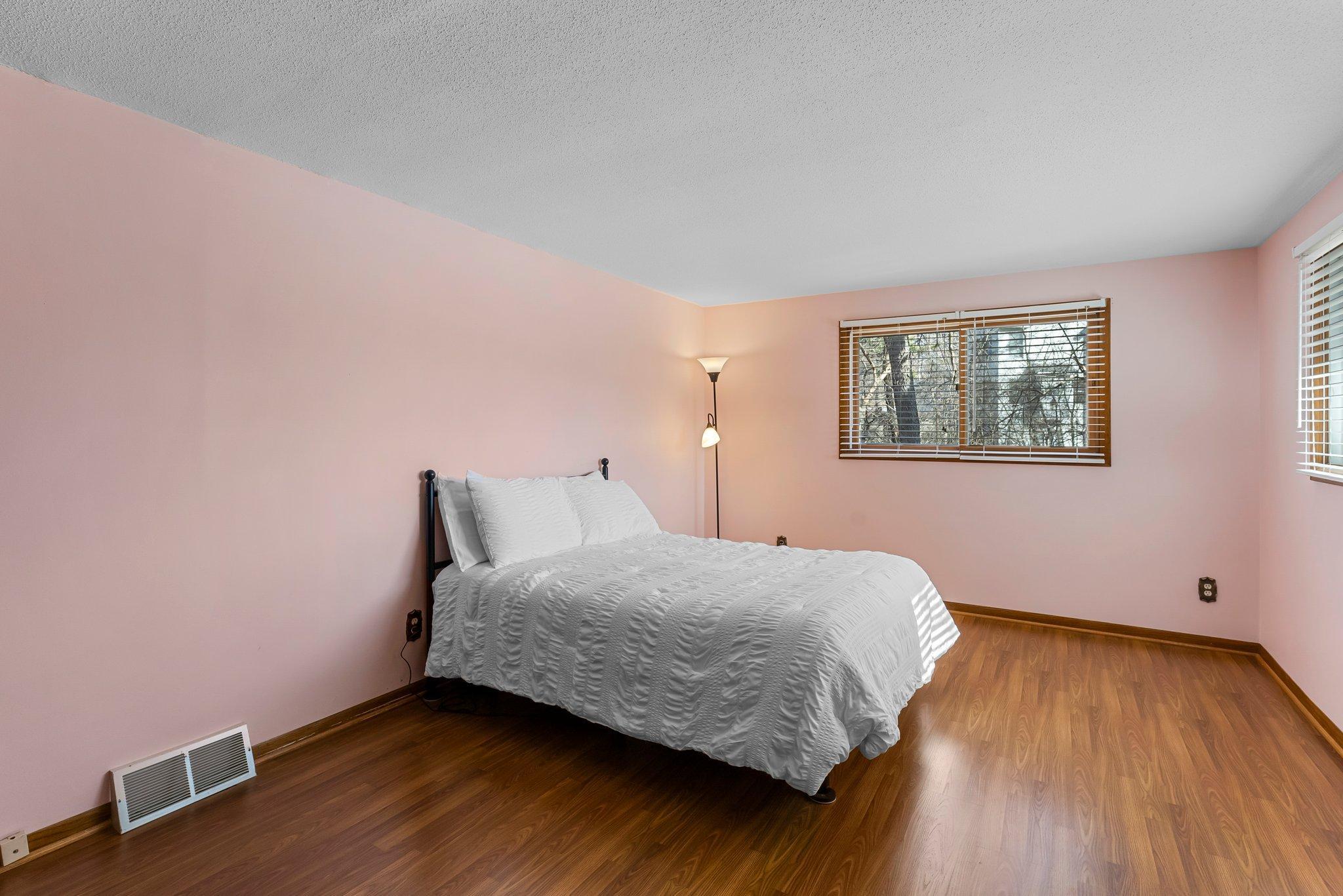 34-web-or-mls-9400 Old Concord Blvd-107.jpg