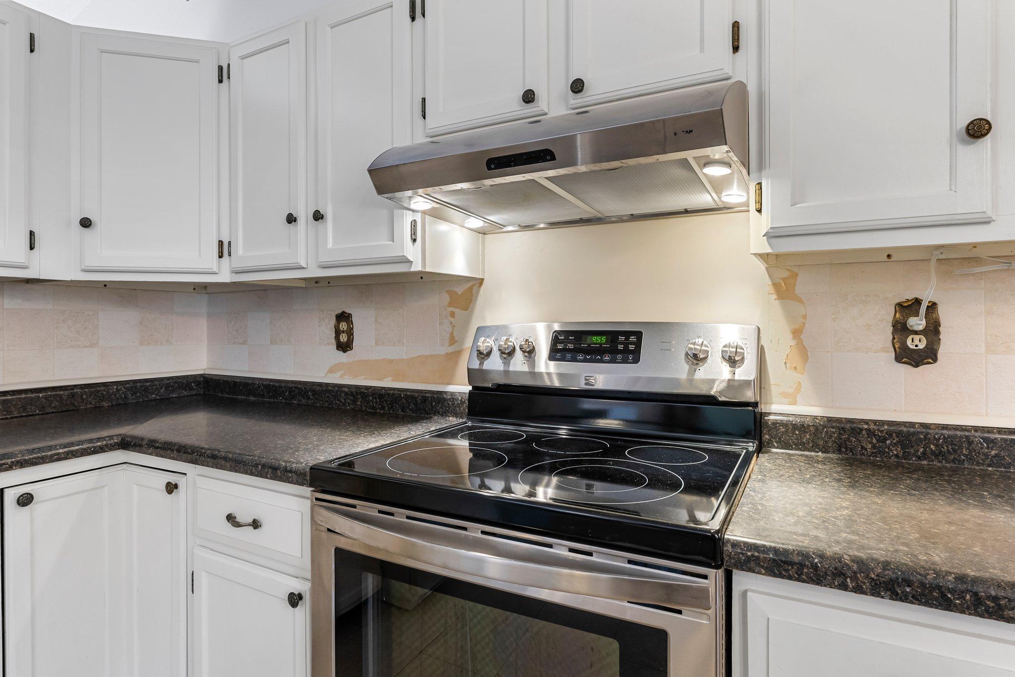 29-web-or-mls-9400 Old Concord Blvd-90.jpg