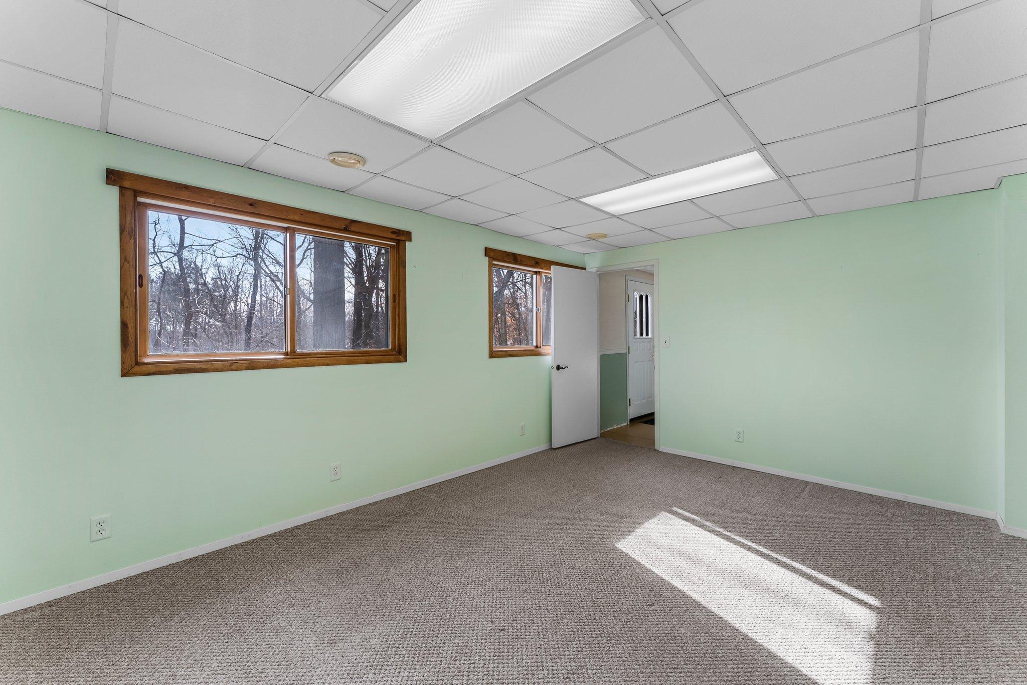 44-web-or-mls-9400 Old Concord Blvd-141.jpg