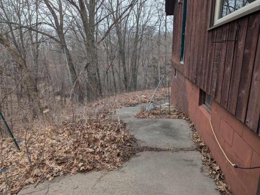 stairs down the side of house