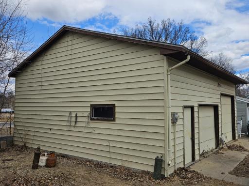 115 Adams Street SE, Hutchinson, MN 55350