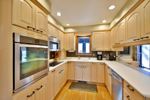 520 Greenview Court, Sartell, MN 56377