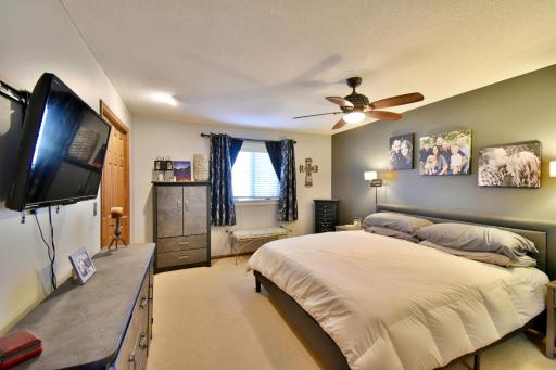 520 Greenview Court, Sartell, MN 56377