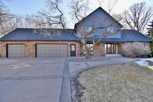 520 Greenview Court, Sartell, MN 56377