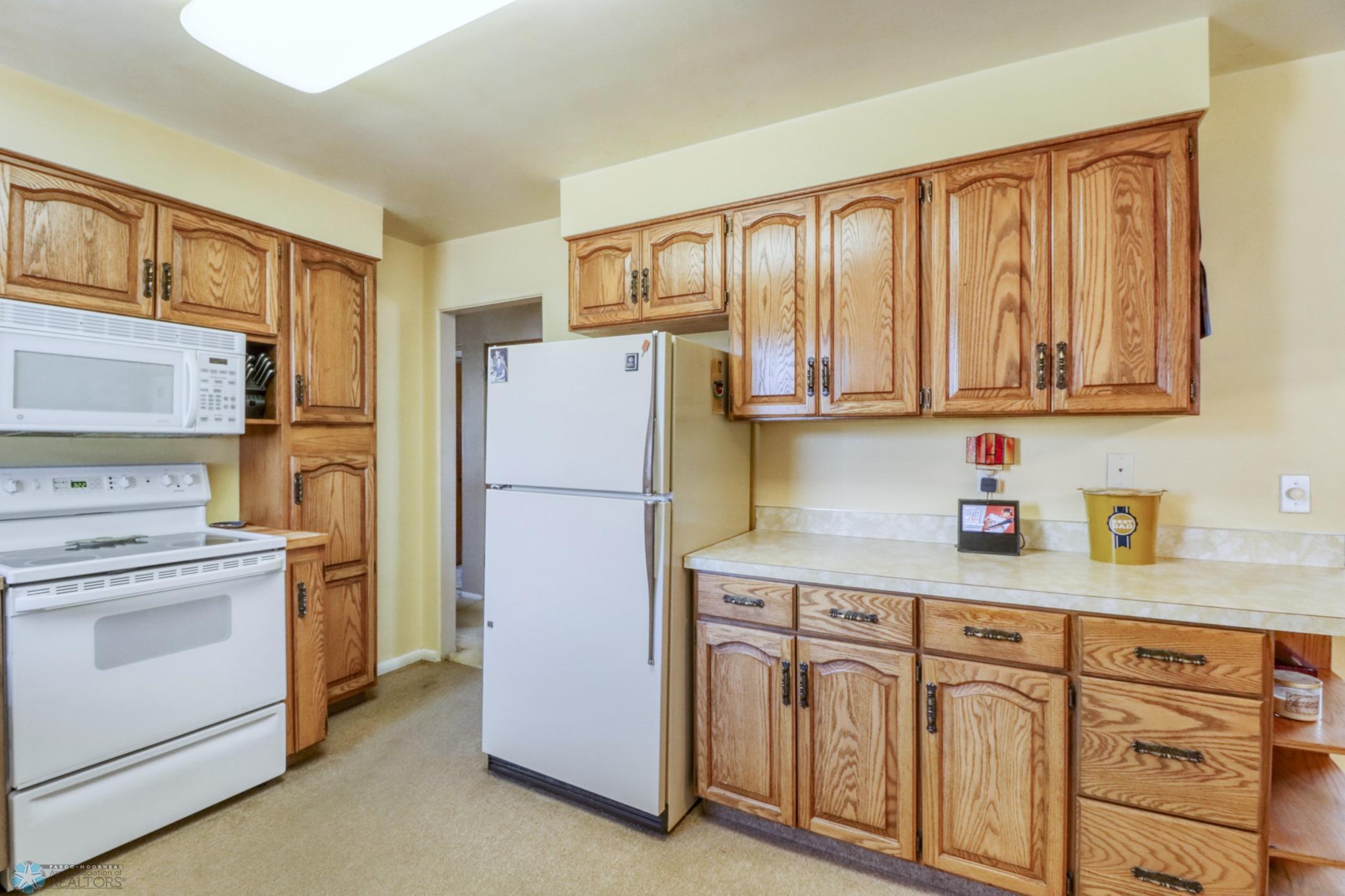Kitchen1_7.JPG