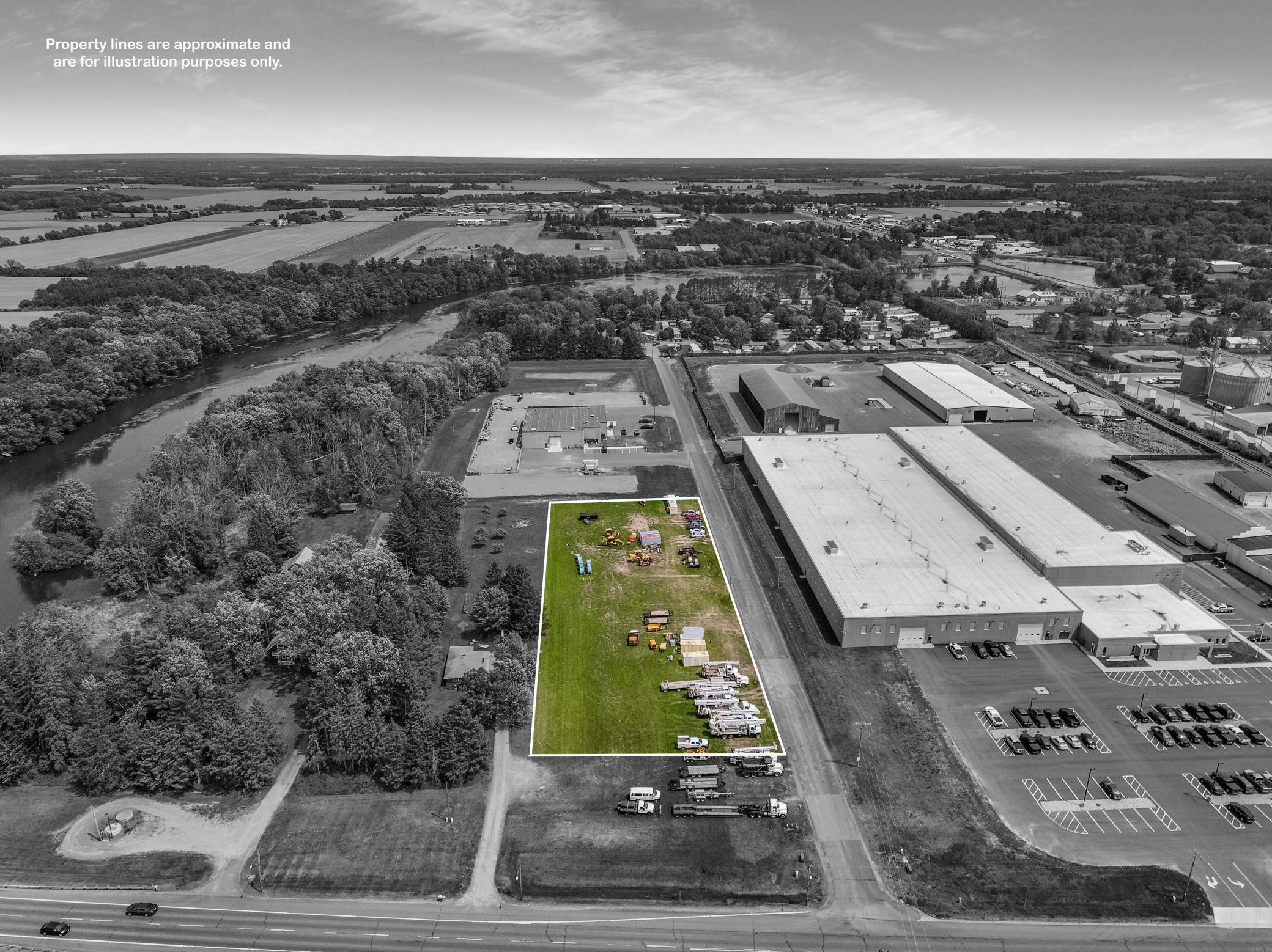 002_dji_0338-bw_807.jpg