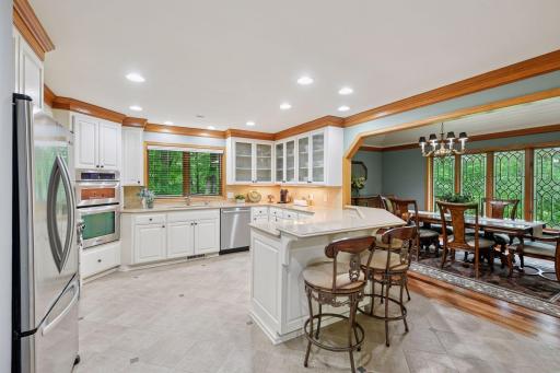 19435 Cottagewood Road, Excelsior, MN 55331