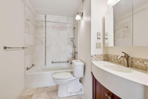 1920 S 1st Street, 1502, Minneapolis, MN 55454