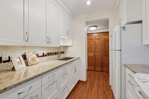 1920 S 1st Street, 1502, Minneapolis, MN 55454