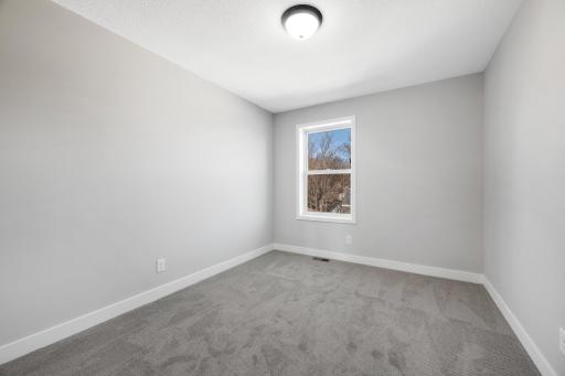 2600 Golden Valley Road, Minneapolis, MN 55411