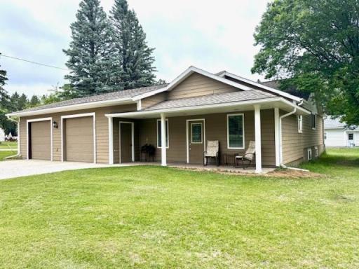 222 Dogwood Avenue NW, Menahga, MN 56464