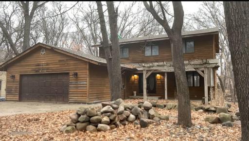 939 Lois Lane, Circle Pines, MN 55014