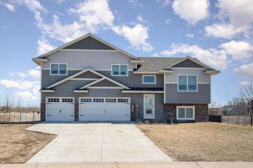 330 N Benet Avenue, Rush City, MN 55069
