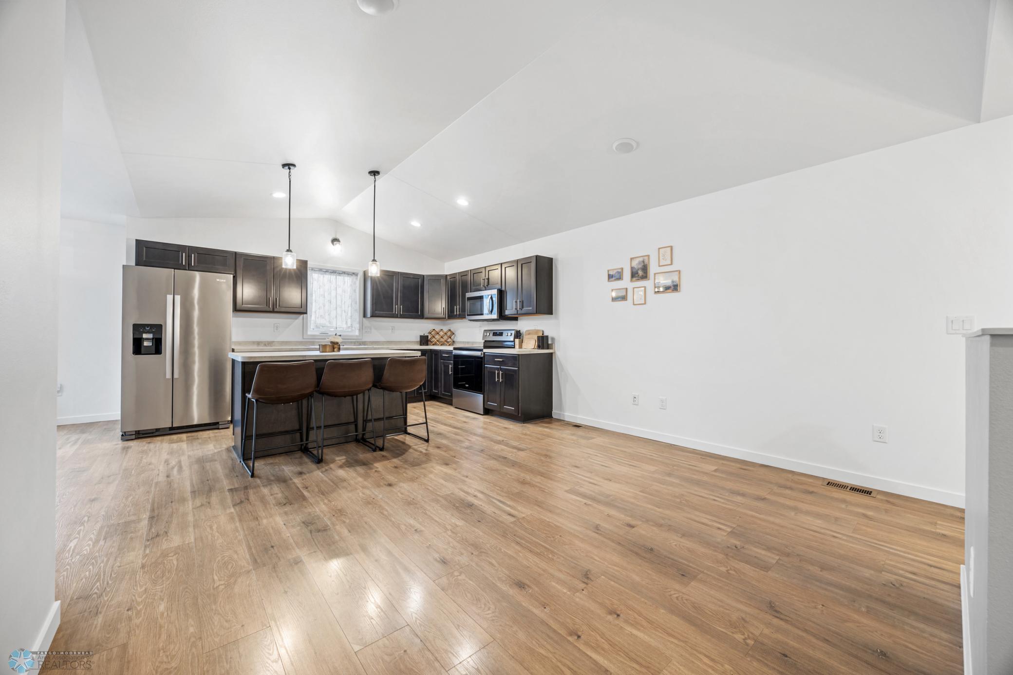 Living Room/Kitchen