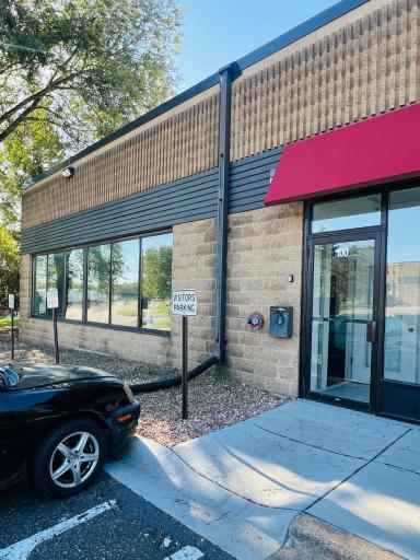 1890 Wooddale Drive, Suite 100, Saint Paul, MN 55125