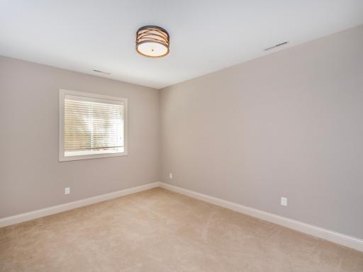 2728 Chowen Avenue S, Minneapolis, MN 55416