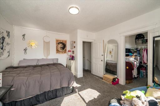 901 E 6th Street, Duluth, MN 55805