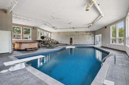 19661 Dakota Avenue, Prior Lake, MN 55372
