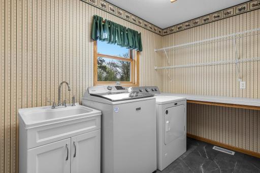9320 Jamestown Street NE, Minneapolis, MN 55449