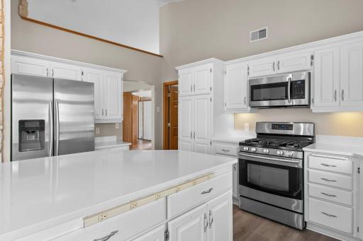 15-web-or-mls-6282_Coyote_Ct-157.jpg