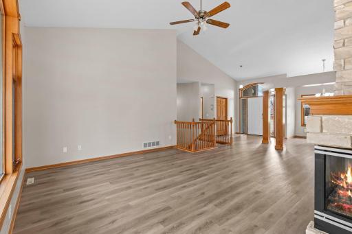 25-web-or-mls-6282_Coyote_Ct-195.jpg