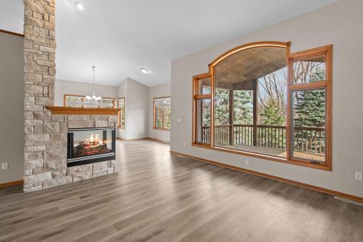 27-web-or-mls-6282_Coyote_Ct-203.jpg