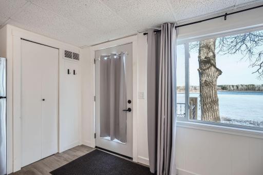 2 St - Web Quality - 022 - 22 Interior Front Entry.jpg