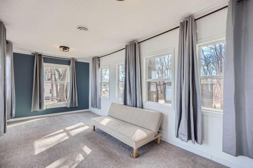2 St - Web Quality - 006 - 06 Living Room.jpg